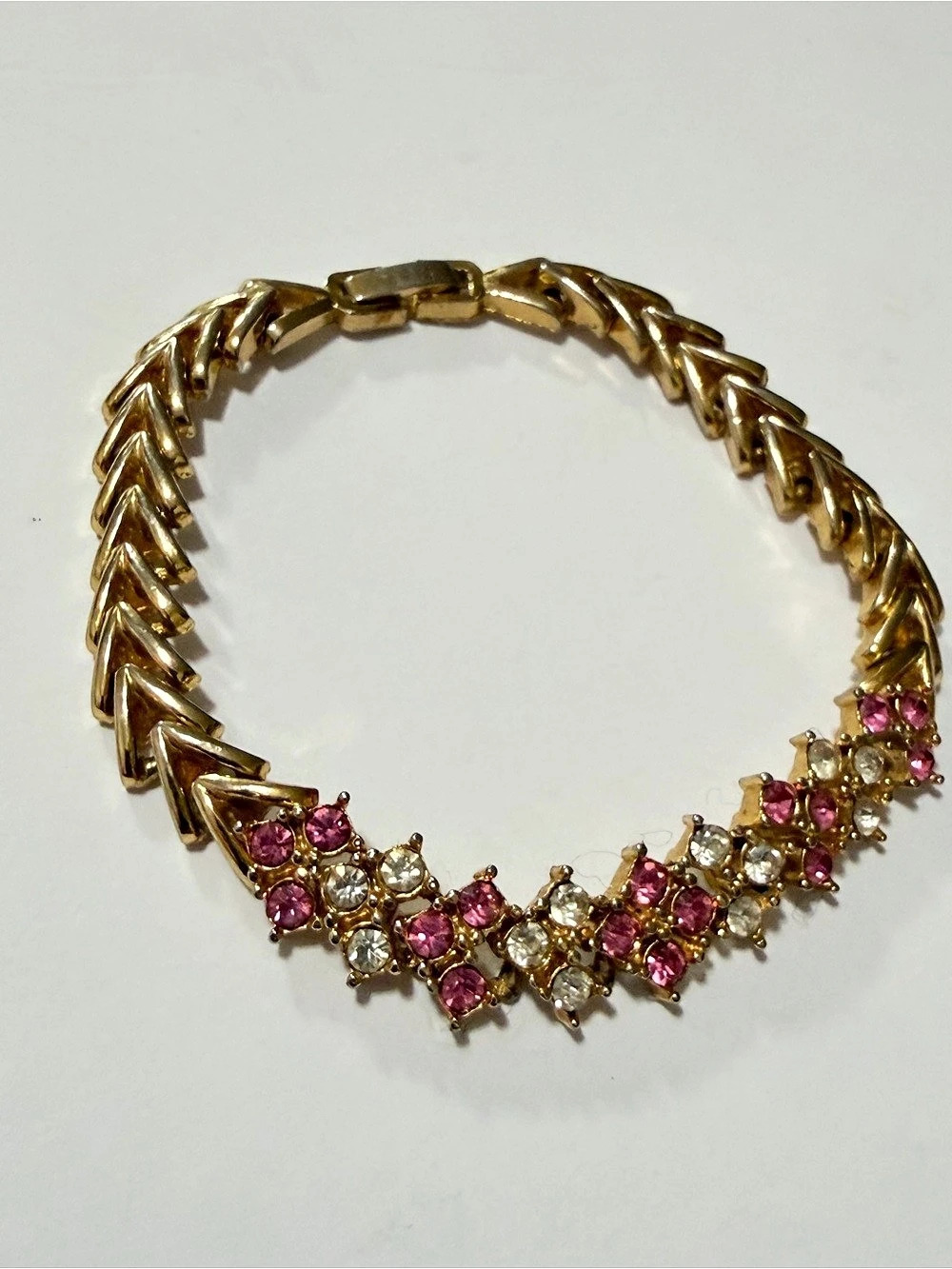 Vintage Gold-Tone Pink Rhinestone bracelet